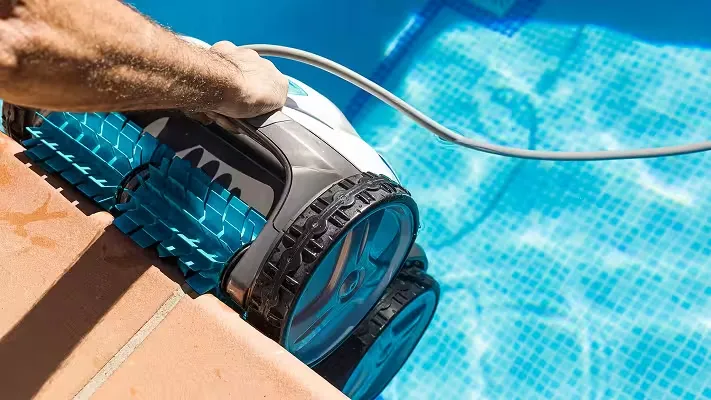 Swimming Pool Maintenance
